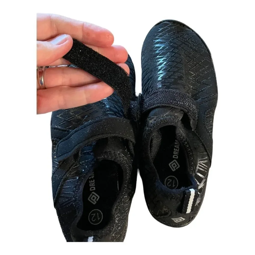Dream pairs water shoes boys size 12 black